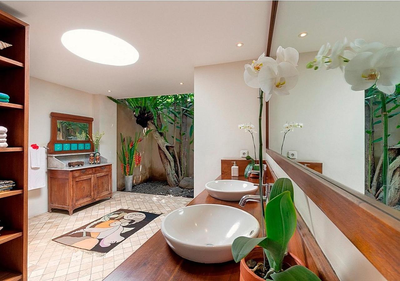 Villa Andalas Seminyak Extérieur photo